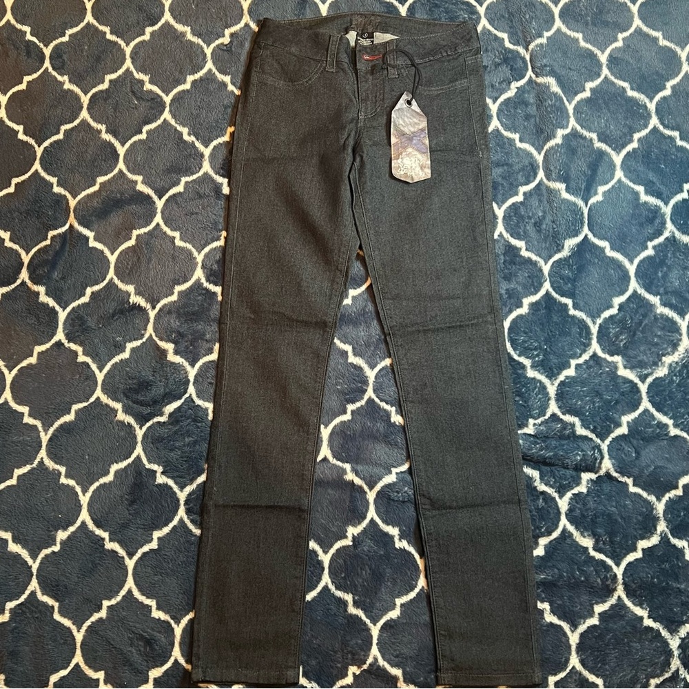 Navy Blue Skinny Jeans NWT size 3